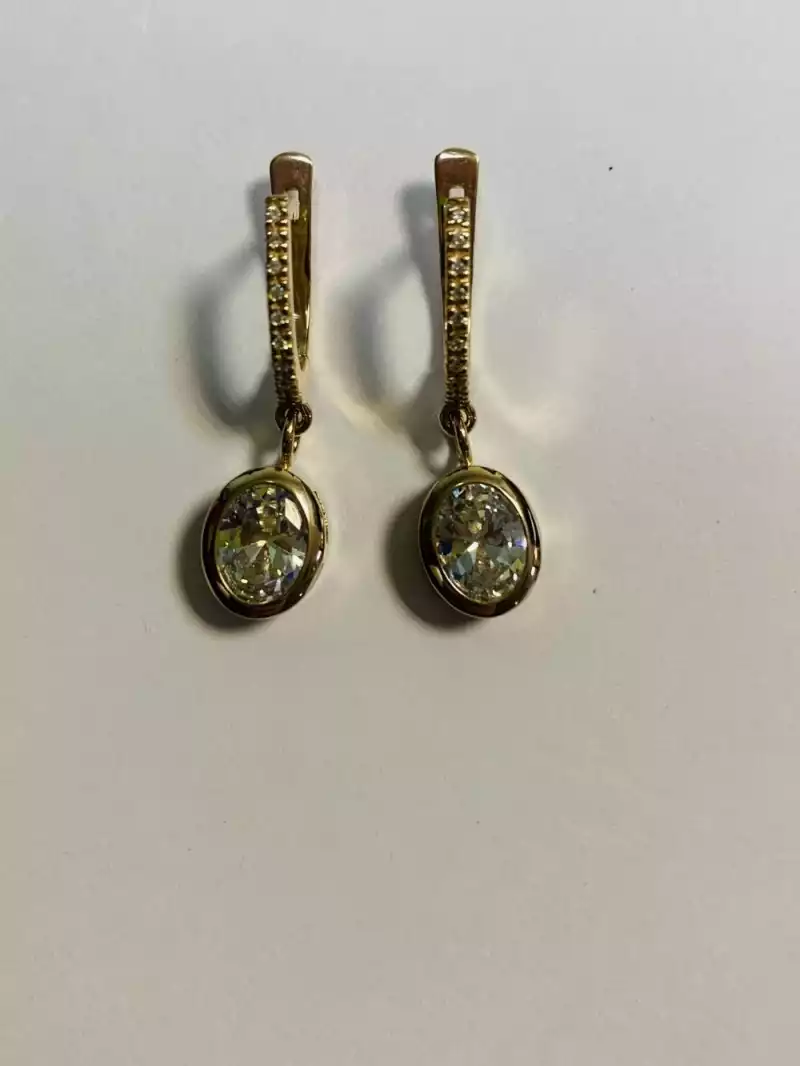 Серьги с фианитами из золота 585 пробы